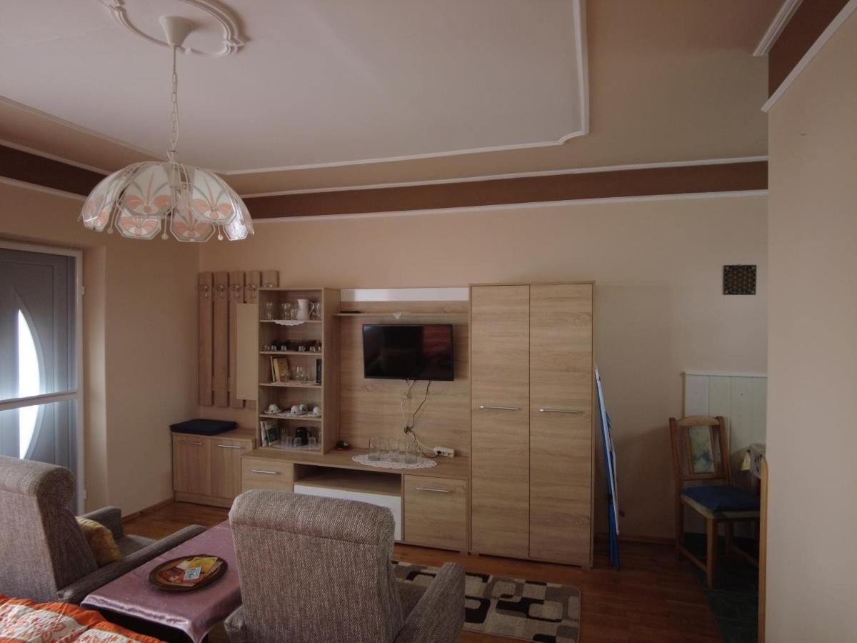 Stop Apartment Bük Eksteriør bilde